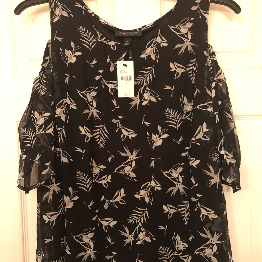 NWT Lane Bryant 18 Cold Shoulder floral top